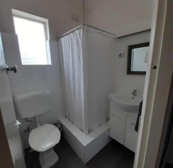 חדר משפתחתי סופריור, Inverell Motel