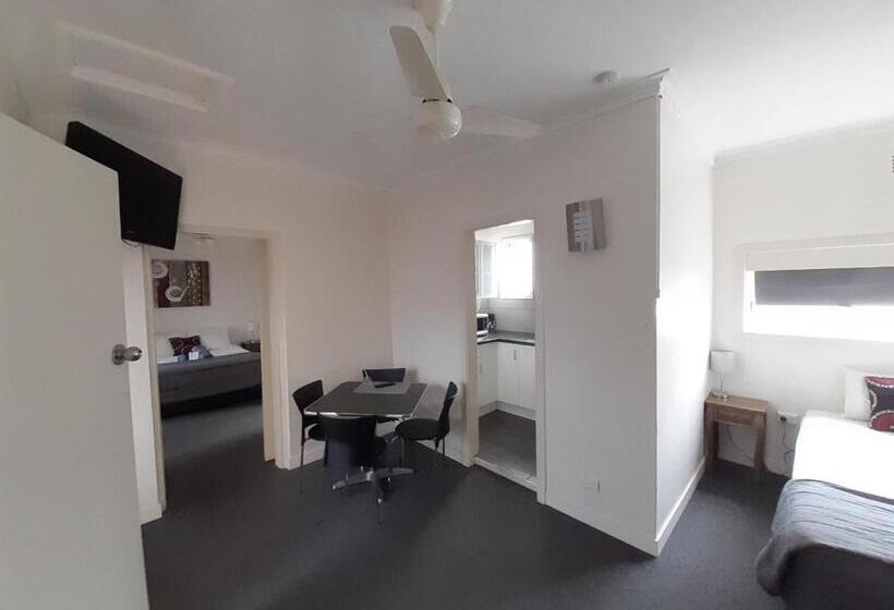 수피리어 패밀리 룸, Inverell Motel