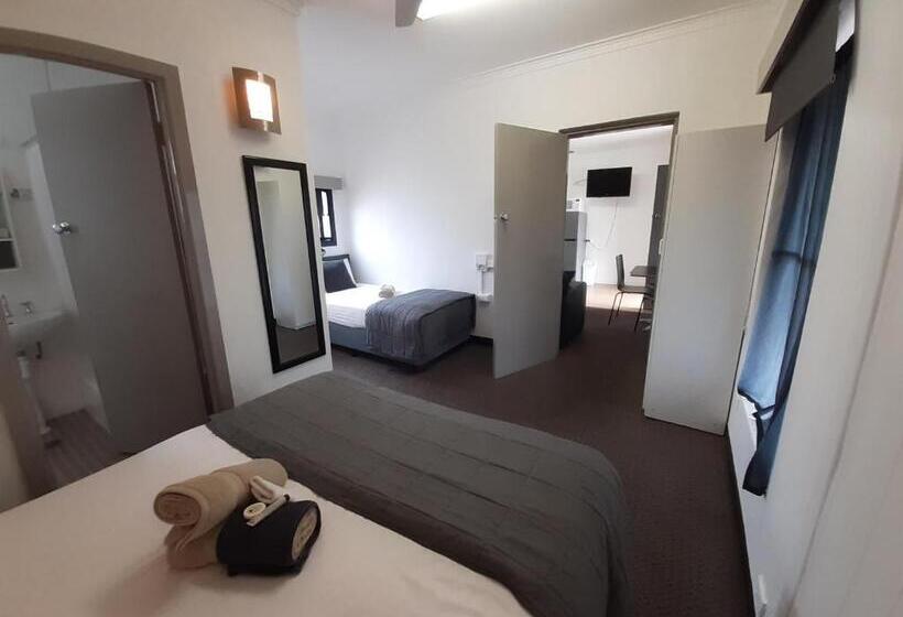 חדר משפתחתי סופריור, Inverell Motel