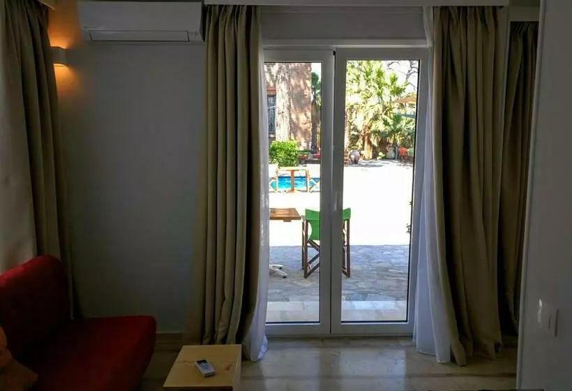 آپارتمان 1 خوابه با چشم‌انداز, The Loriet