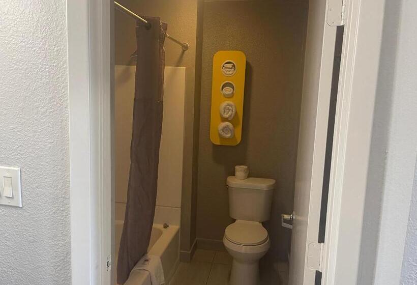 デラックスルーム, Motel 6 Denton, Tx  Unt