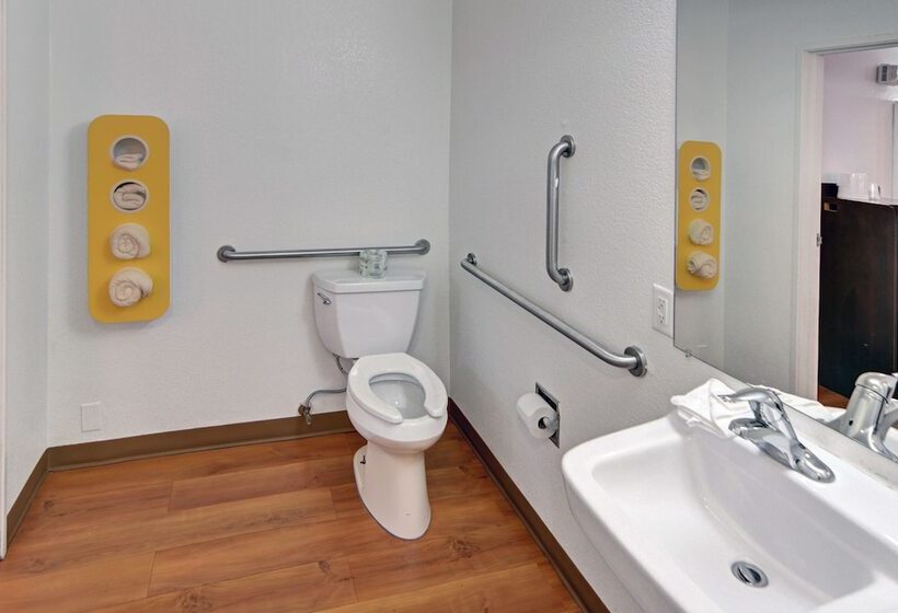 Номер Deluxe, Motel 6 Denton, Tx  Unt