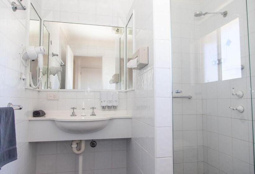 اتاق استاندارد با تخت بزرگ, Matilda Motor Inn