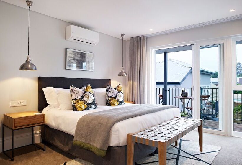 Номер Deluxe Вид на Бассейн, Bonne Esperance Boutique Guest House
