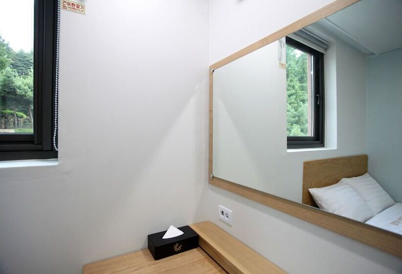 اتاق استاندارد, K Pop Hotel Seoul Station