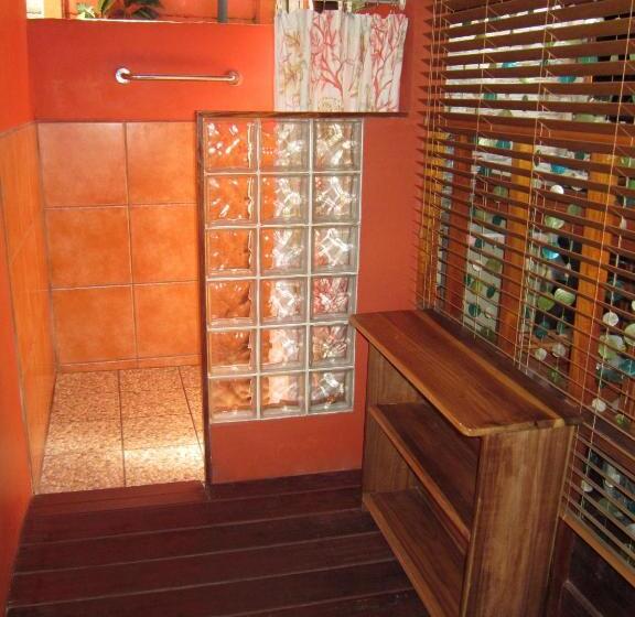 חדר סטנדרט לשלושה, Physis Caribbean Bed & Breakfast