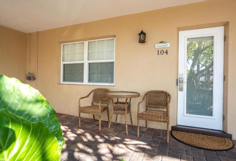 فيلا غرفة نوم واحدة, The Capri At Siesta