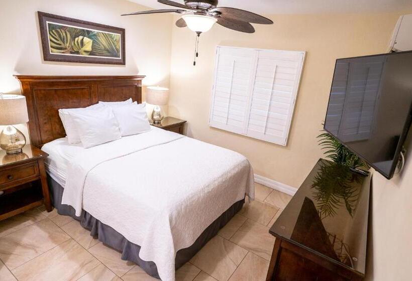 جناح, The Capri At Siesta