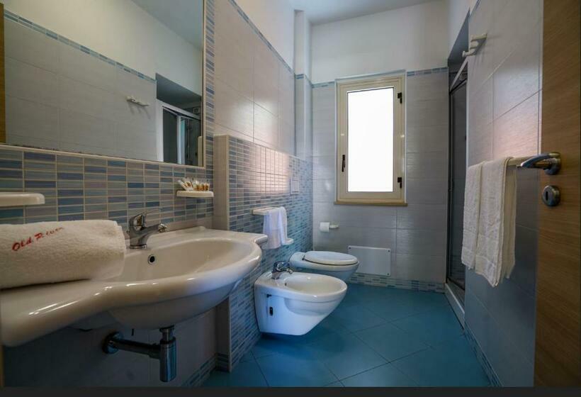 샬레, Villaggio Old River