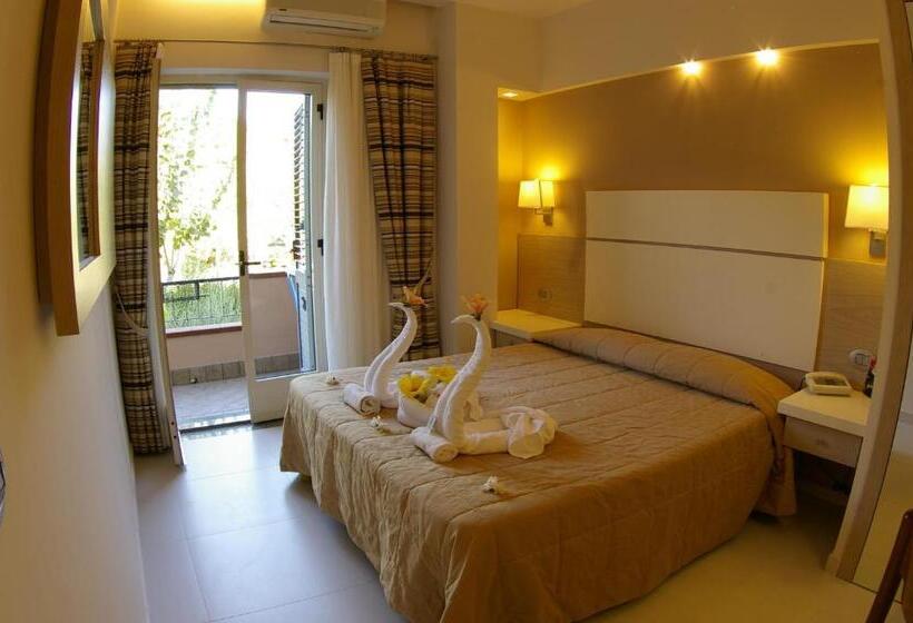 수피리어 룸, Villaggio Old River