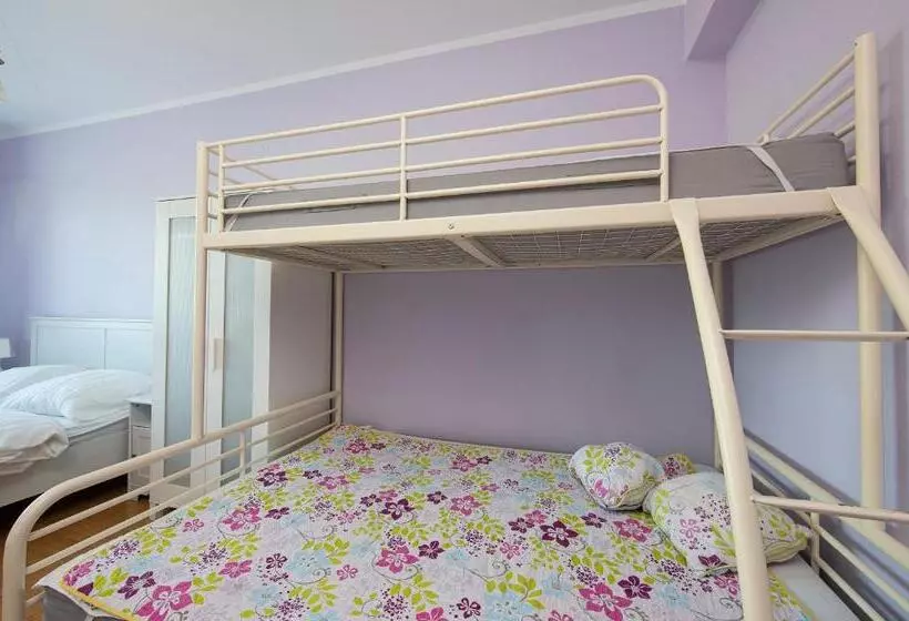 Comfort-huoneisto 1 Makuuhuone, Apartmany Sileas