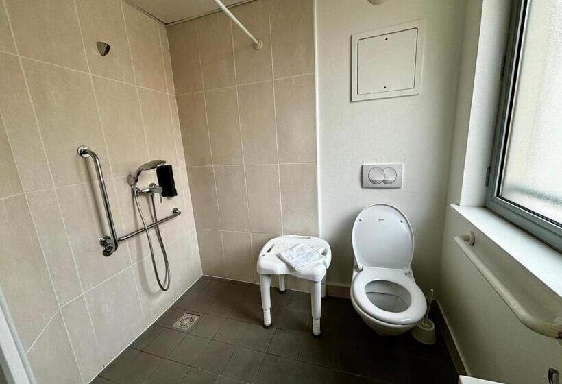 Номер Стандарт Адаптированный для Инвалидов, B&b Hotel Marseille Centre La Joliette