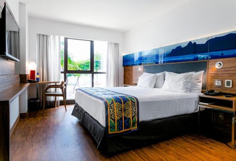 اتاق سوپریور, Arena Leme