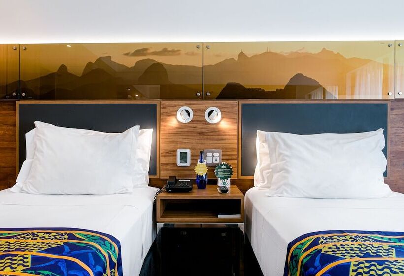 اتاق استاندارد, Arena Leme