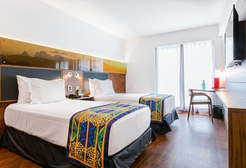 اتاق استاندارد, Arena Leme