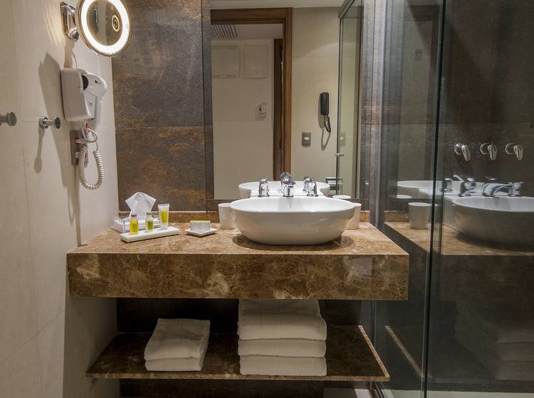 اتاق لوکس, Arena Leme