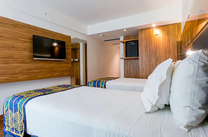 اتاق لوکس, Arena Leme