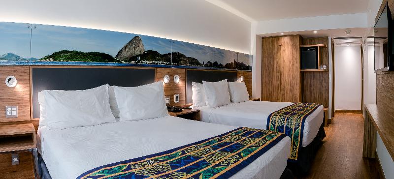 اتاق خانوادگی, Arena Leme