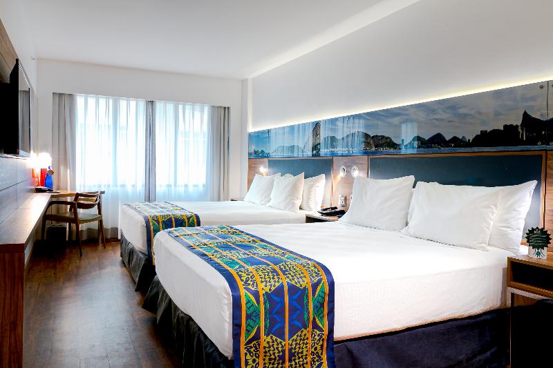 اتاق خانوادگی, Arena Leme