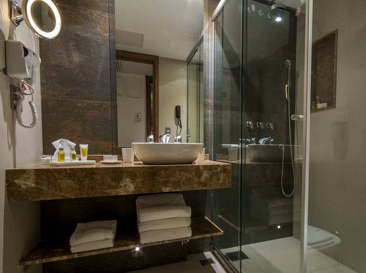 اتاق استاندارد, Arena Leme