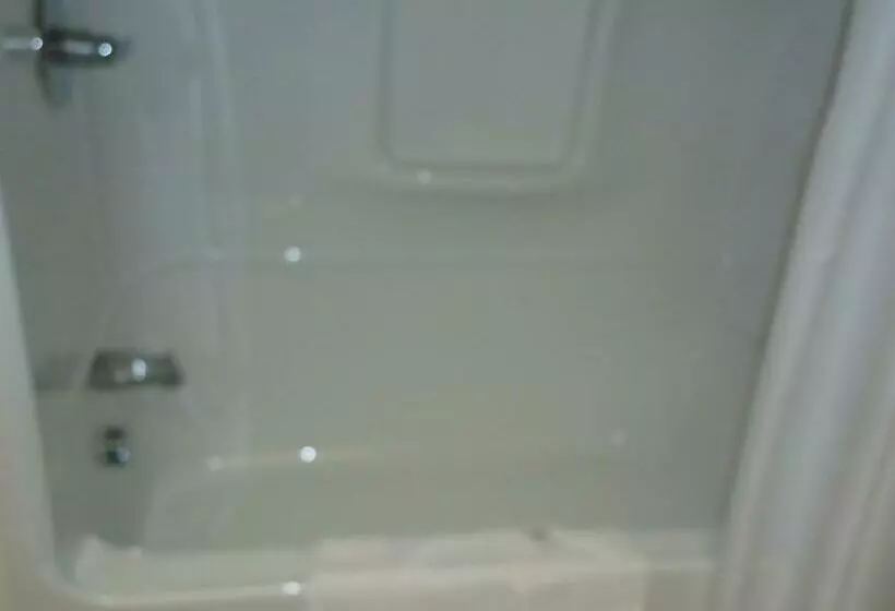 スタンダードルーム, Auberge Bouctouche Inn & Suites