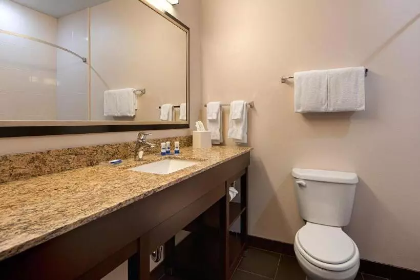 スイート, Best Western Plus Casper Inn & Suites