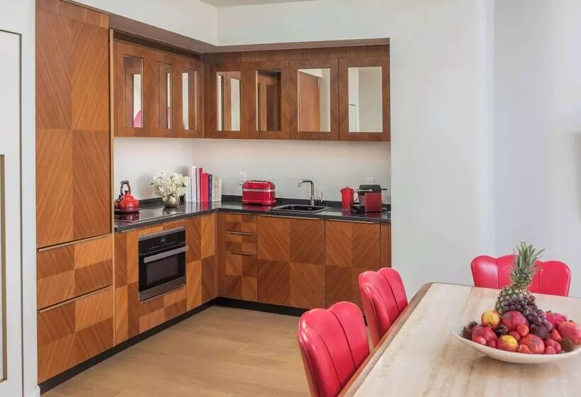 2 Bedroom Suite