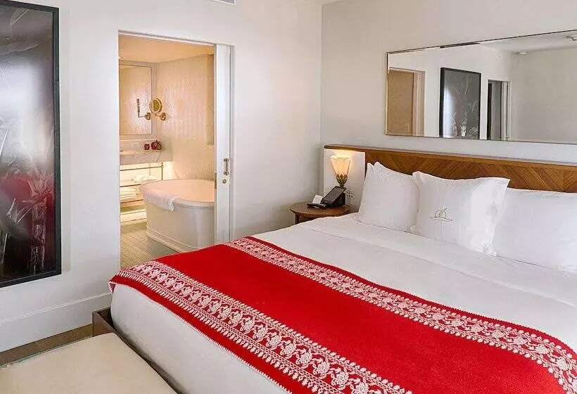 オーシャンビュースイート, Faena Hotel Miami Beach
