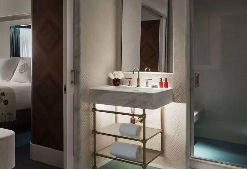 サイドシービュージュニアスイート, Faena Hotel Miami Beach