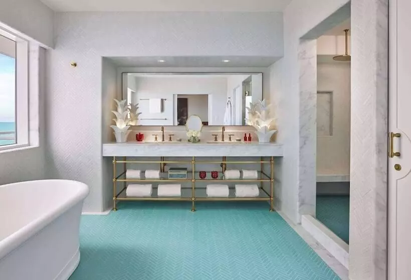 身障者適用スイートルーム, Faena Hotel Miami Beach