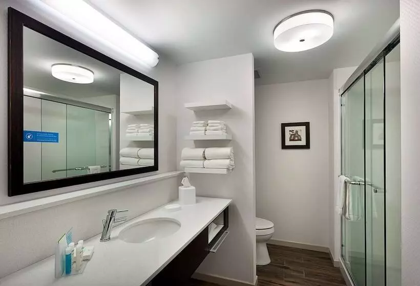 Standard-huone King-vuode, Hampton Inn & Suites Fort Mill