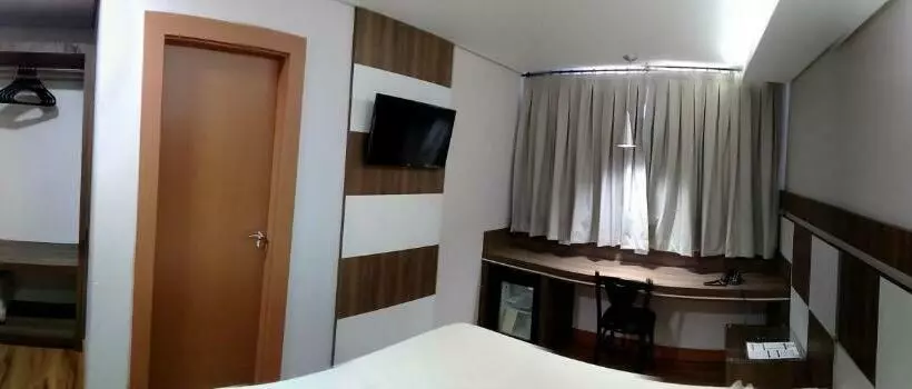 デラックスルーム, Maestro Executive Toledo