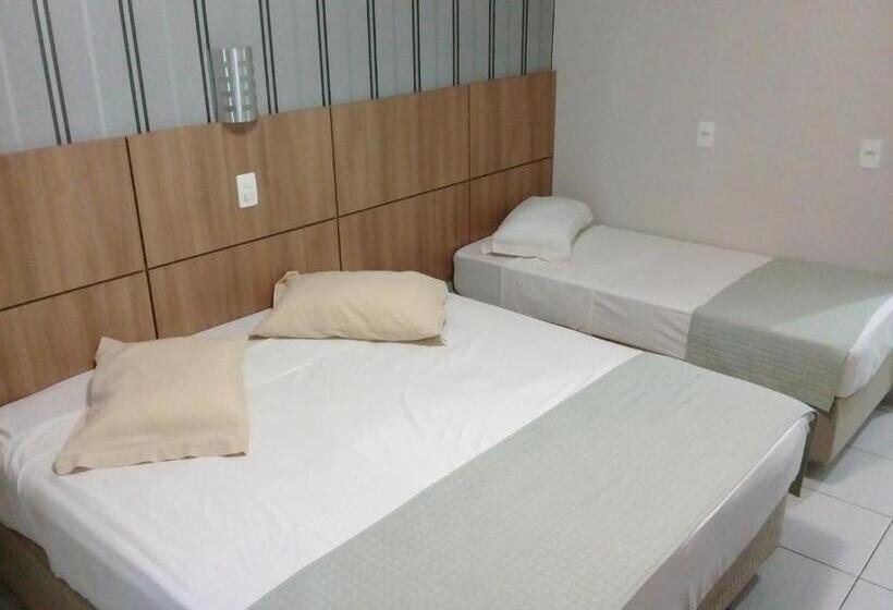 اتاق لوکس چهار تخته, Maestro Executive Toledo