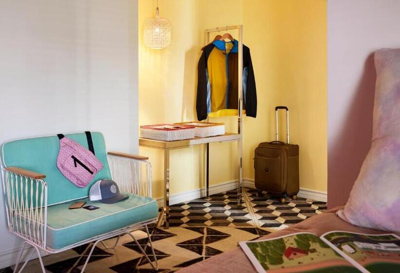 Номер Стандарт Вид на Город, Mama Shelter La Hollywood