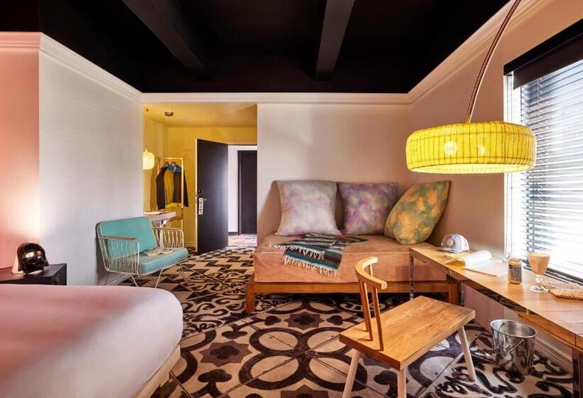 Номер Стандарт Вид на Город, Mama Shelter La Hollywood