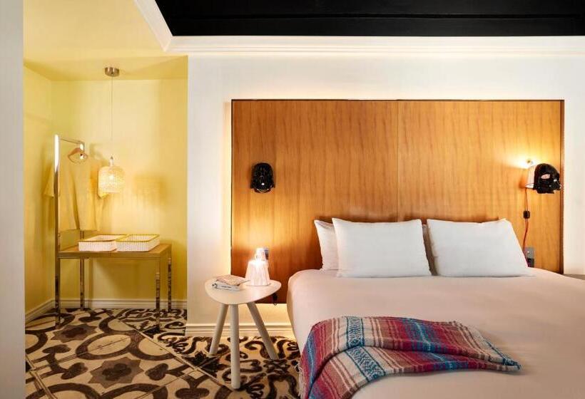 Номер Стандарт, Mama Shelter La Hollywood