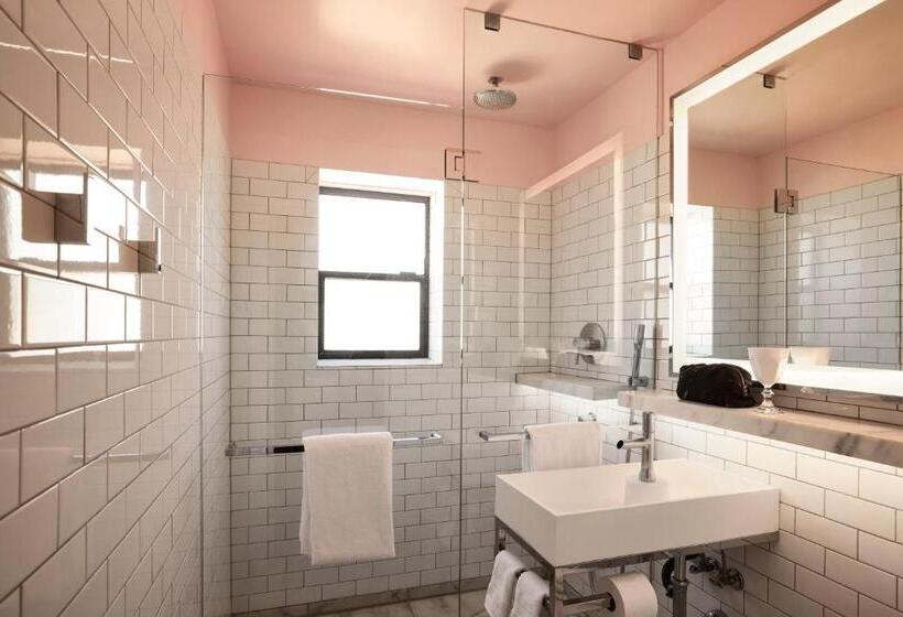 Номер Стандартный с Видом, Mama Shelter La Hollywood