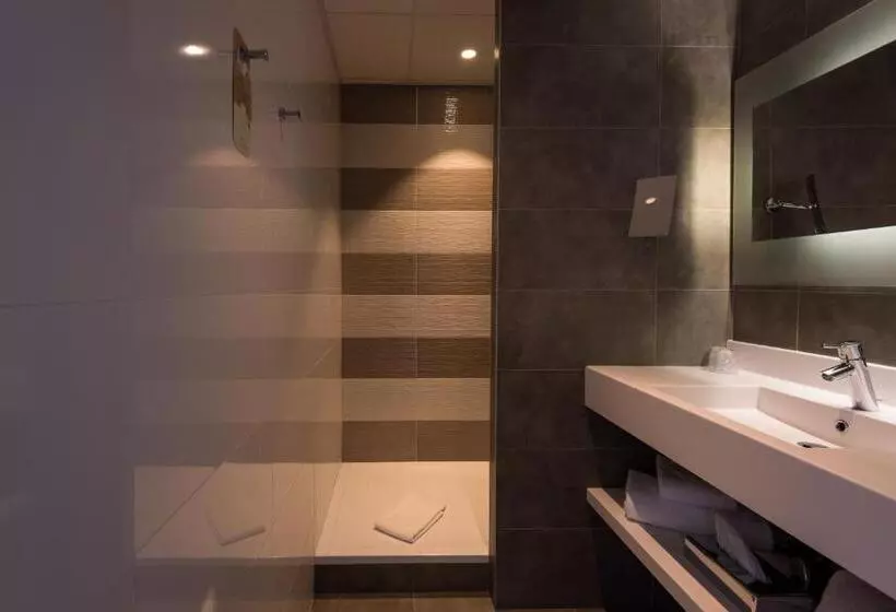 クラシックルーム, Mercure Cherbourg Centre Port