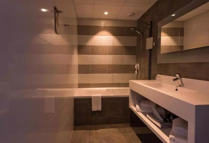 クラシックルーム, Mercure Cherbourg Centre Port