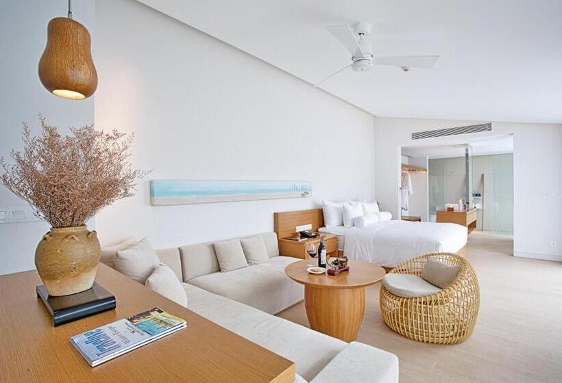 ویلای یک اتاق خوابه با استخر شنا, Naman Retreat