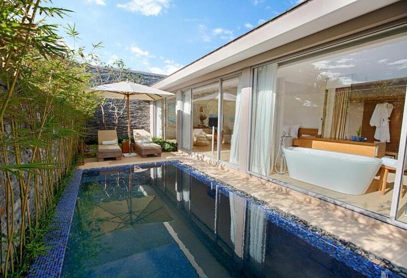 ویلای یک اتاق خوابه با استخر شنا, Naman Retreat