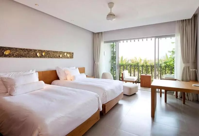 اتاق استاندارد, Naman Retreat