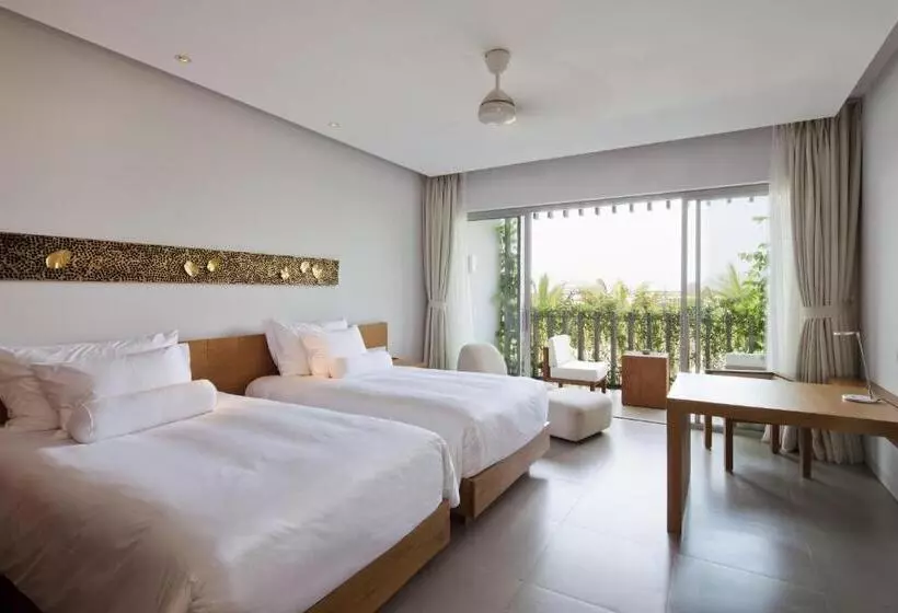 اتاق استاندارد, Naman Retreat