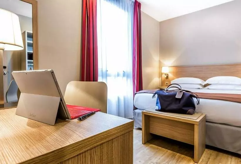 シティビュークラシックルーム, Paris D Issy Hôtel Porte De Versailles