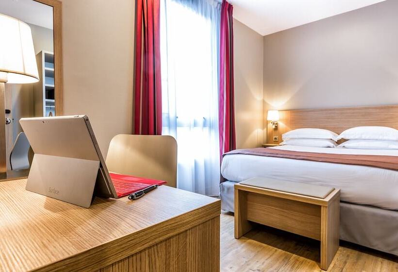 Номер Superior Вид на Город, Paris D Issy Hôtel Porte De Versailles