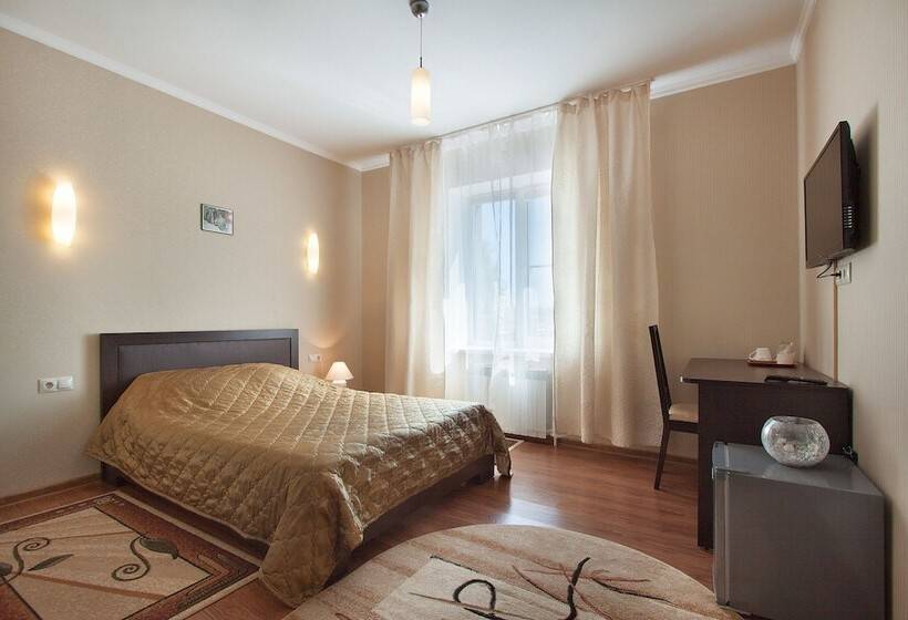 수피리어 룸, Piramida Business