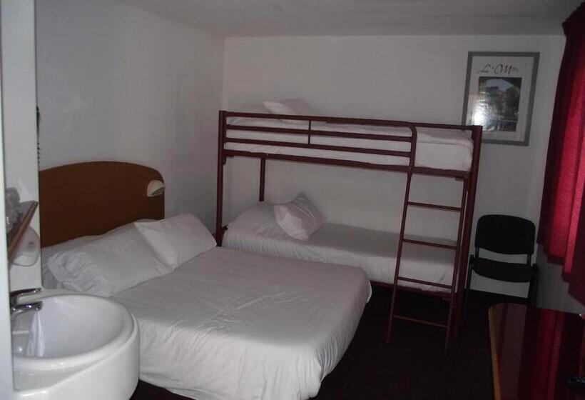 חדר משפחתי, Quick Palace Le Mans