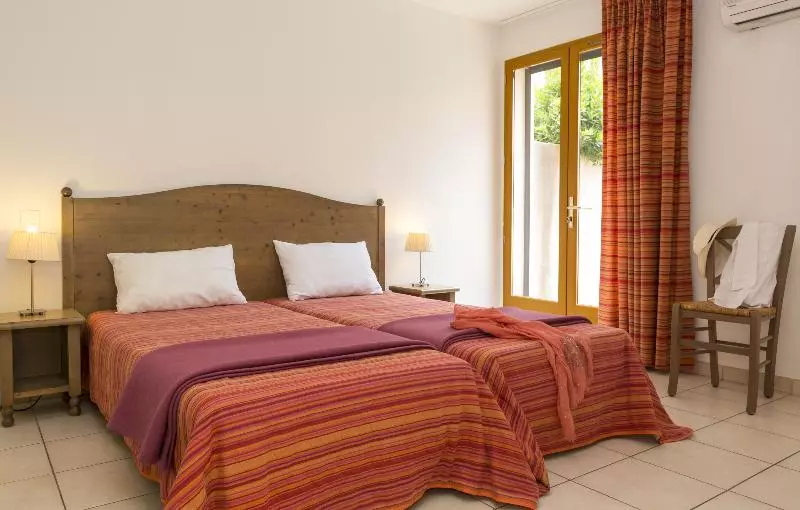 身障者適用スタンダードルーム, Red Lion Ridgewater Inn & Suites Polson