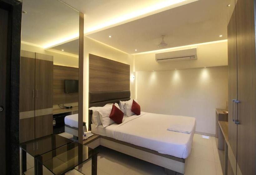 Habitación Deluxe, Shivam