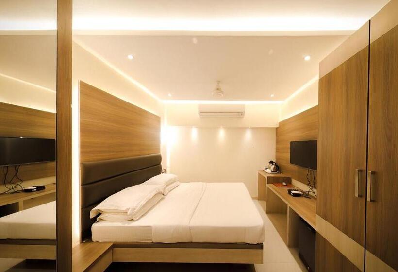 Habitación Deluxe, Shivam